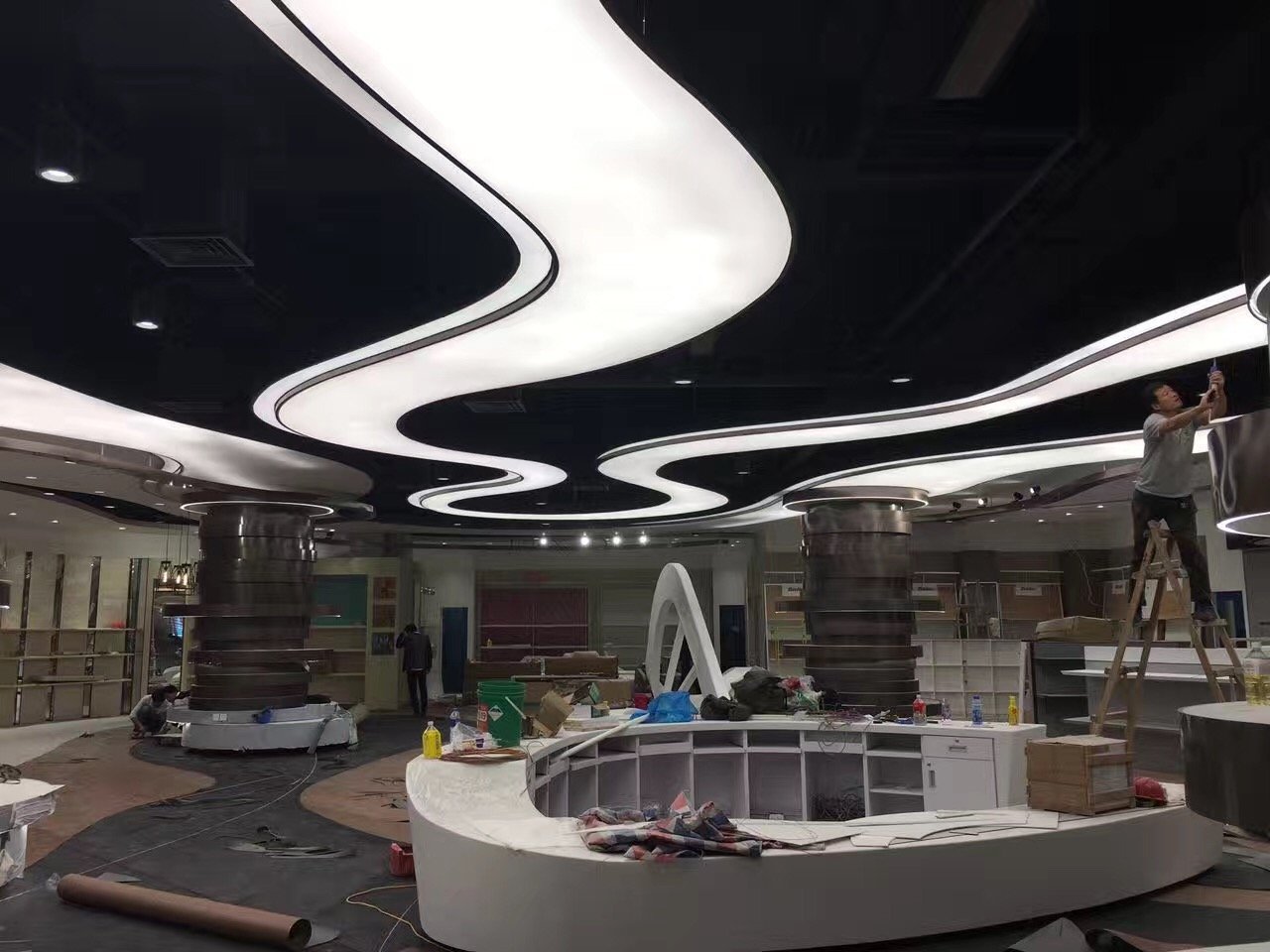 Translucent Shape Image